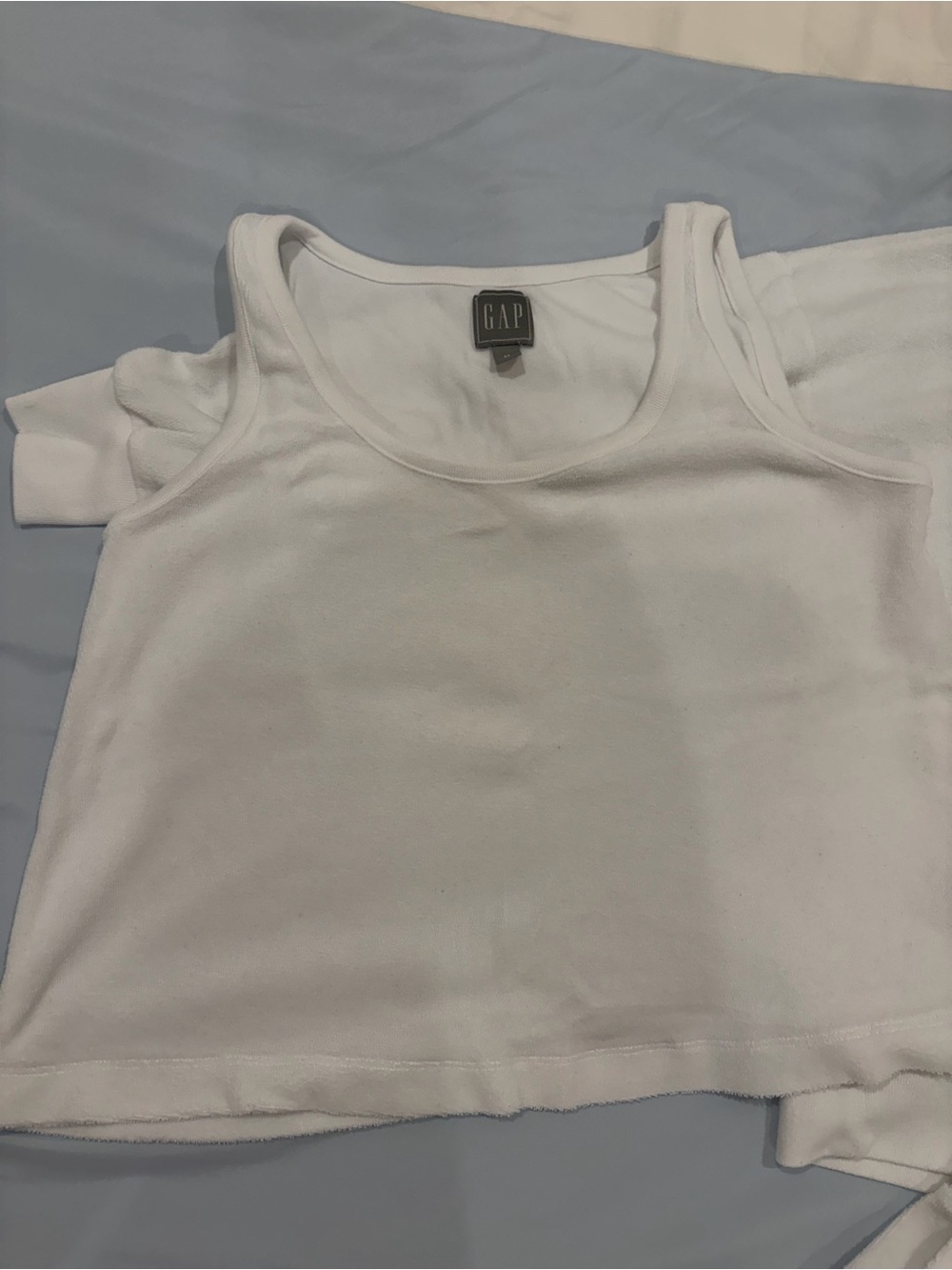 Gap Towel Terry Crewneck, High Rise Shorts and Scoop Neck Tank Top Set - Picture 4 of 7